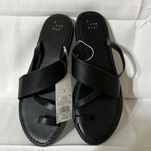 A New Day NWT Black Sandles